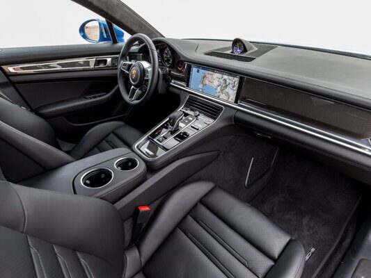 Аренда Porsche Panamera