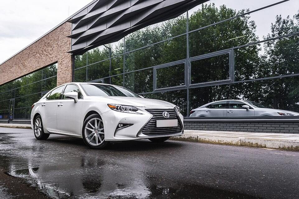 Специальное предложение на ареду Lexus ES200